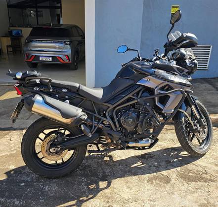 TRIUMPH TIGER 800 XRX 